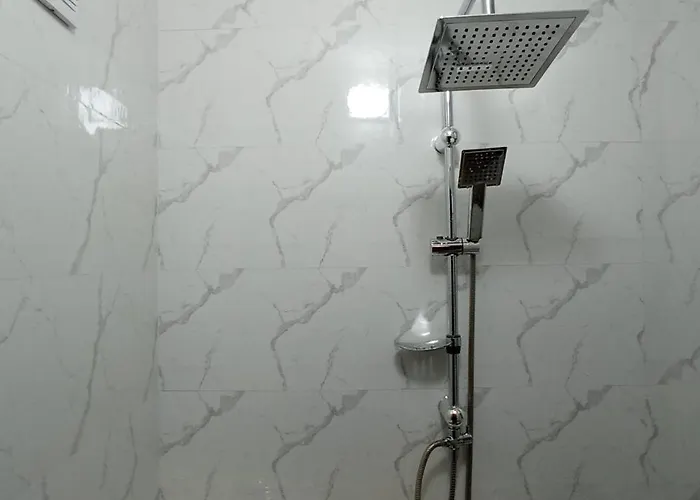 с две спални. Apartament Warna