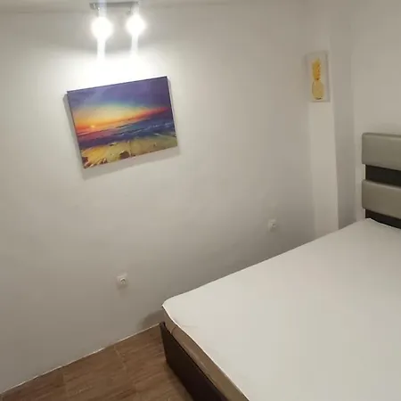 с две спални. וארנה